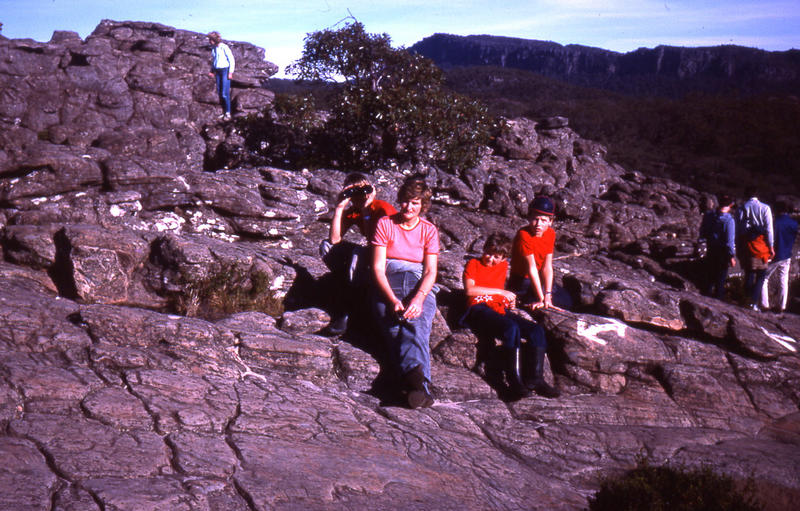07 Maureen and kids at The Pinnacle
